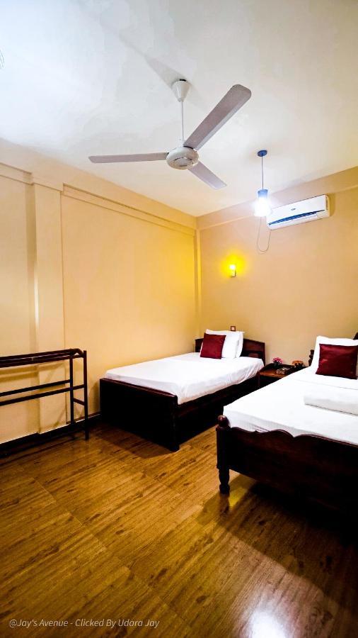 Jay'S Avenue Hotel Udawalawe Luaran gambar
