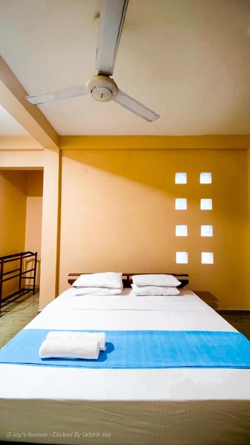 Jay'S Avenue Hotel Udawalawe Luaran gambar