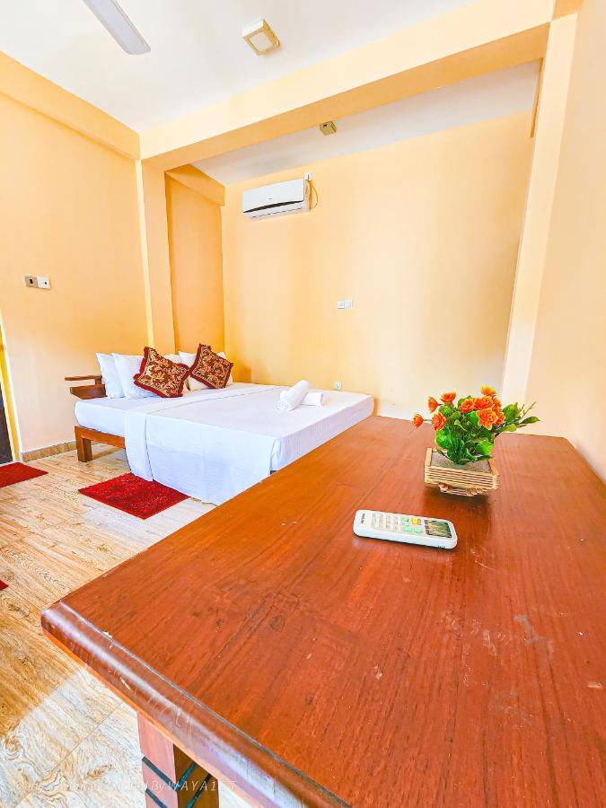 Jay'S Avenue Hotel Udawalawe Luaran gambar