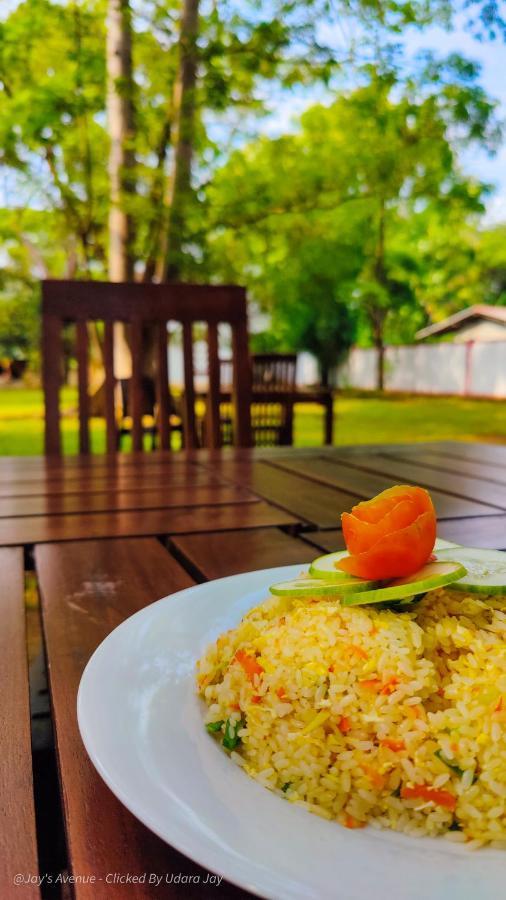 Jay'S Avenue Hotel Udawalawe Luaran gambar