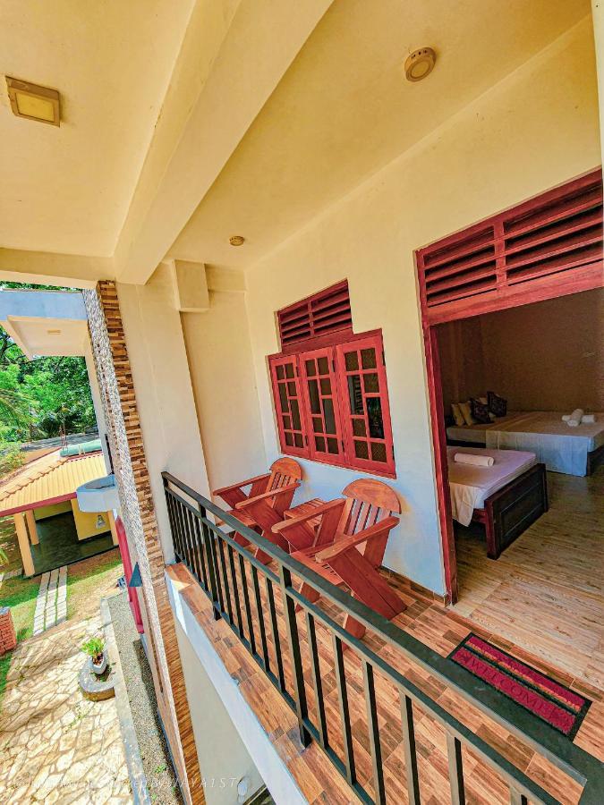 Jay'S Avenue Hotel Udawalawe Luaran gambar