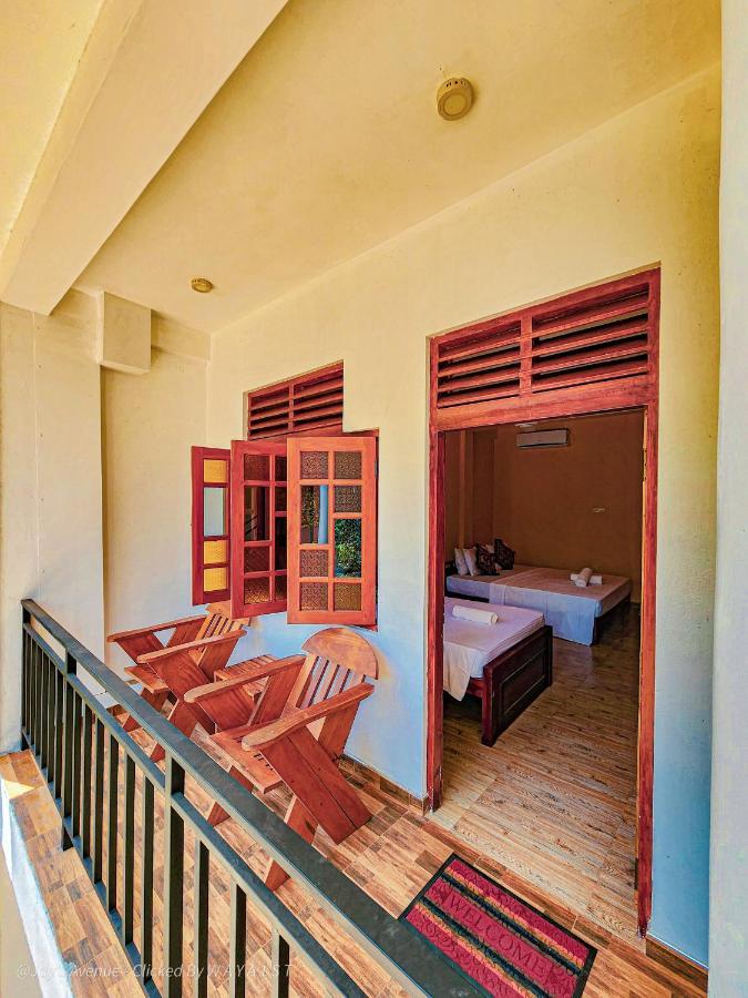 Jay'S Avenue Hotel Udawalawe Luaran gambar