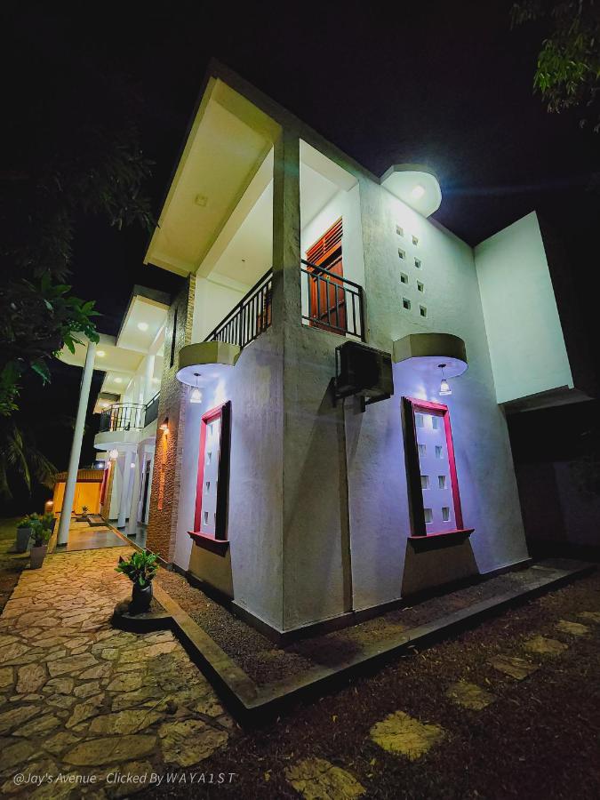Jay'S Avenue Hotel Udawalawe Luaran gambar